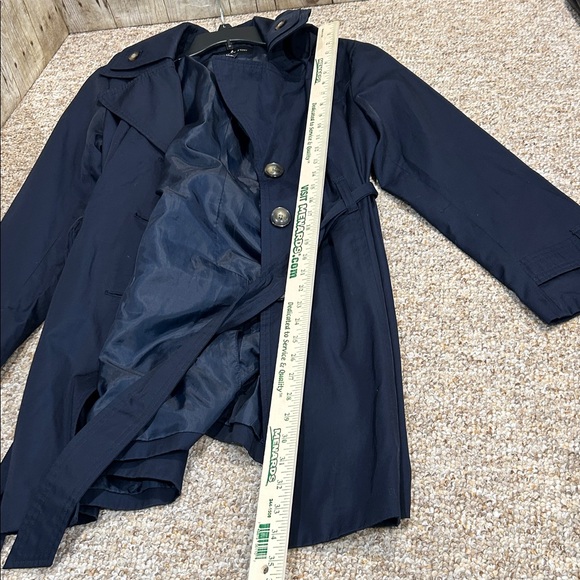 Women’s Navy London Fog Trenchcoat w/detachable hood. New condition - Picture 15 of 15